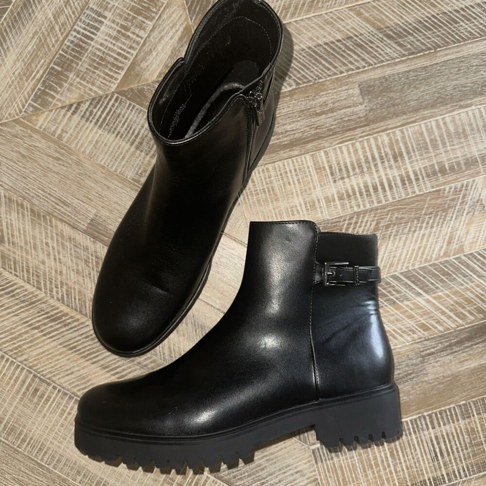 CALVIN KLEIN Boots Womens Black KCKALONIE3 Lug Sole Ankle Zip Size 11